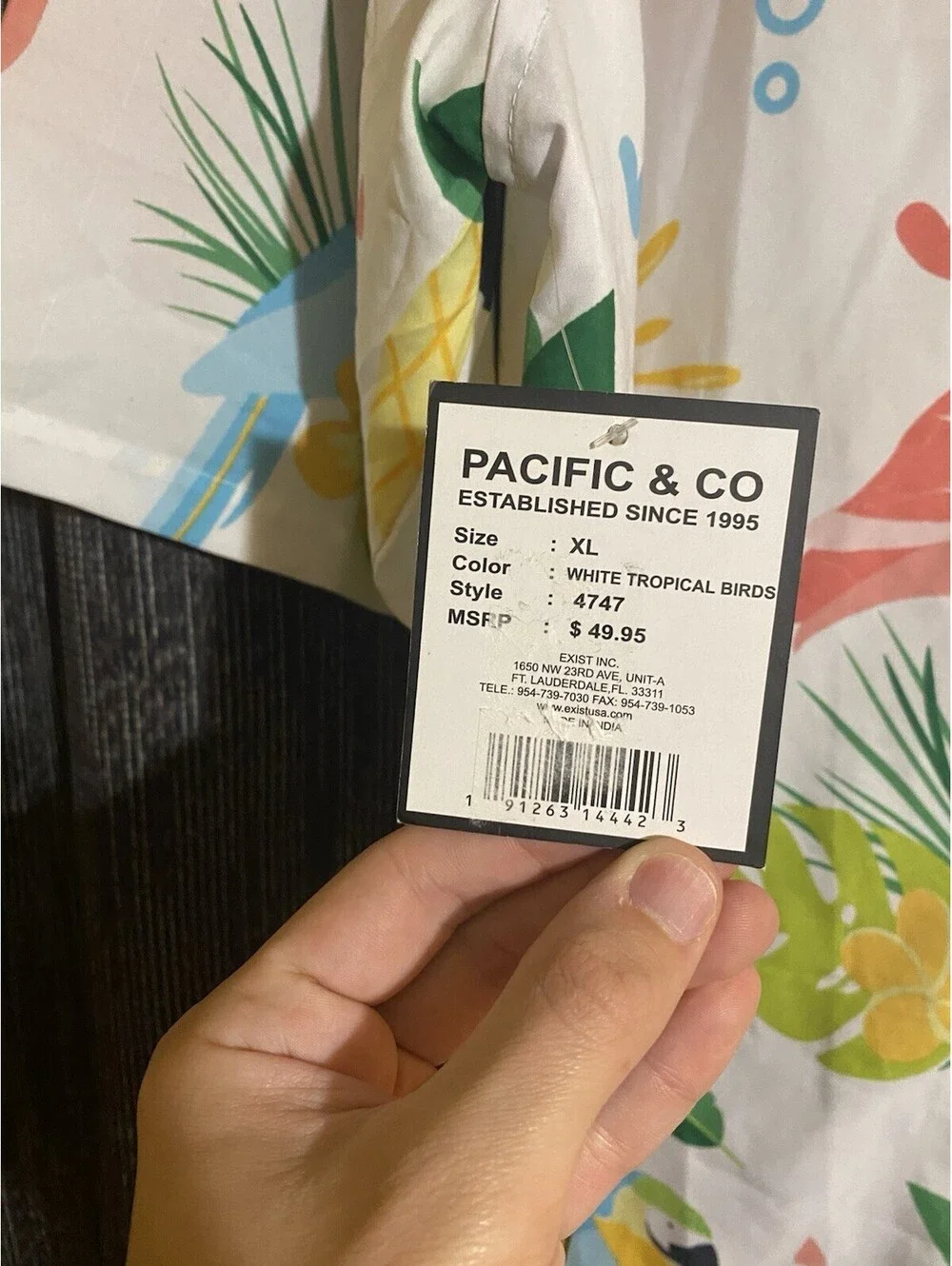 Pacific & Co Men's Size XL White Tropical Birds Lightweight Hawaiian Shirt - NWT